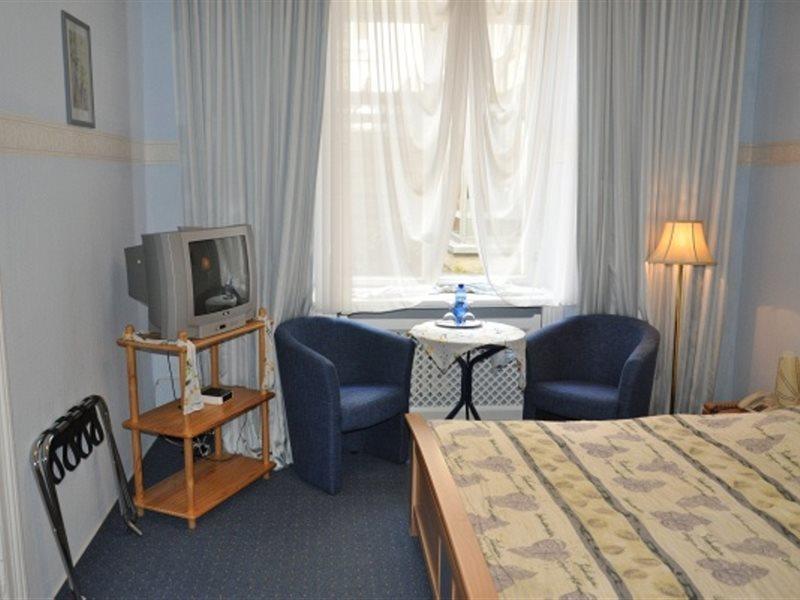 Hotel Pension Savoy Near Kurfuerstendamm Berlin Luaran gambar
