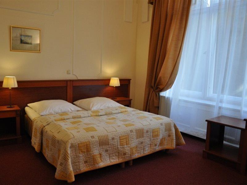 Hotel Pension Savoy Near Kurfuerstendamm Berlin Luaran gambar