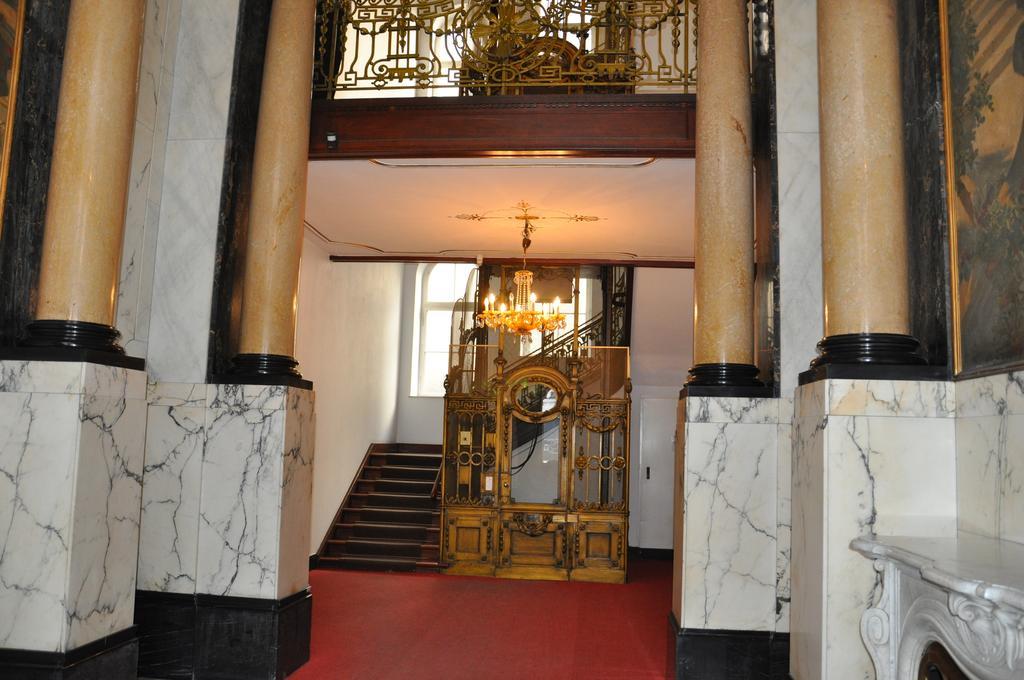 Hotel Pension Savoy Near Kurfuerstendamm Berlin Luaran gambar